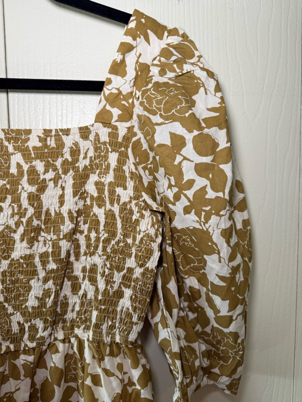 Anthropologie Moon River Smocked Floral Olive Midi Dress Balloon Sleeves S NWT - Picture 5 of 8